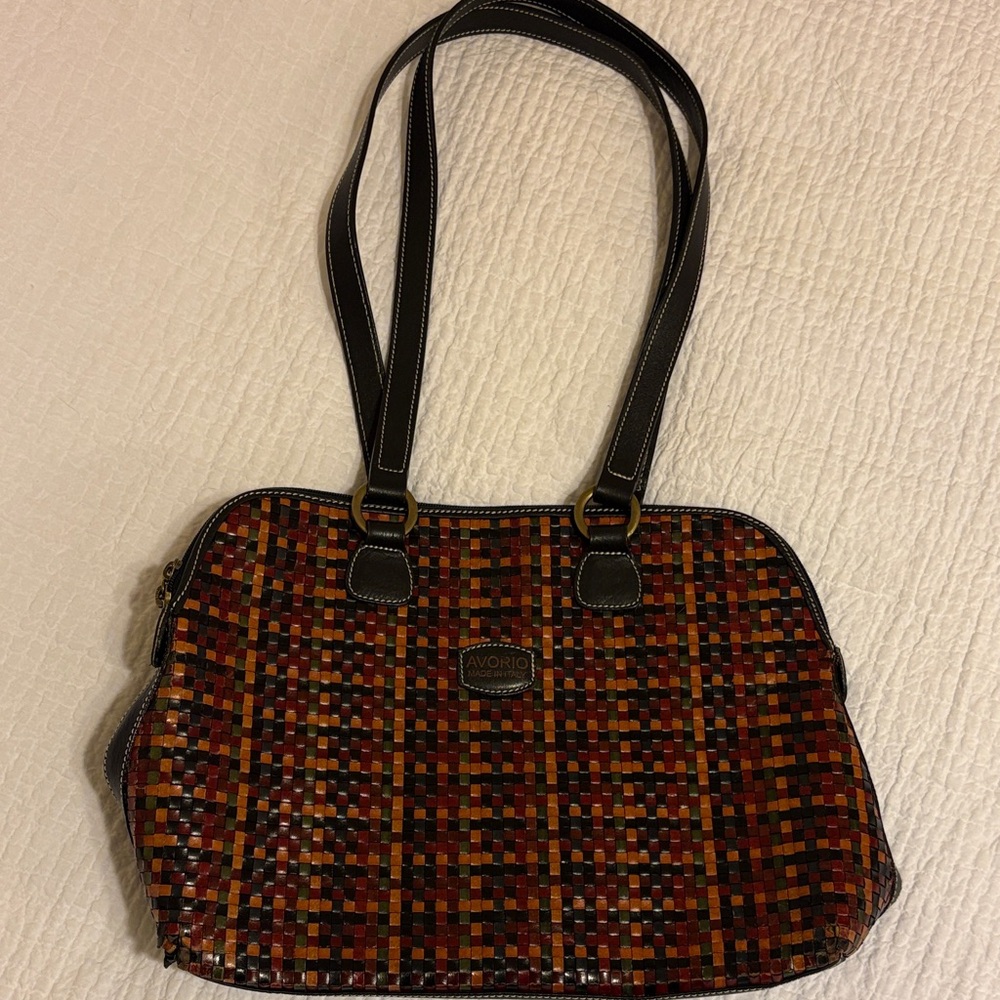 Avorio Multicolor Woven Leather Shoulder Bag with Black Straps.